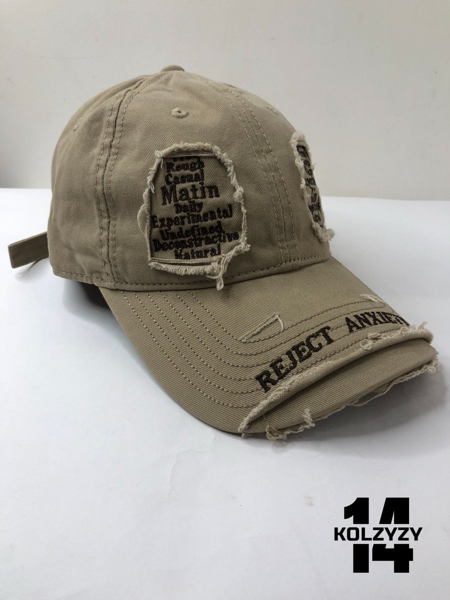 Stylish Ripped Face cap 🧢 

#kolzyzy14 #kolzyzy14fashion