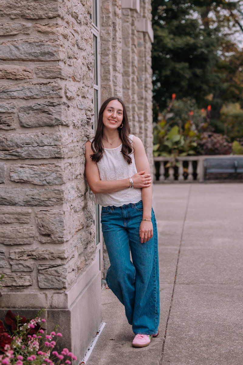 MadeiraZonsBk's tweet photo. Senior Fiona Ritchie has been a huge part of our success the past 4 years. She is one of the best all around defenders the program has ever seen with incredible instincts, smarts, and willingness to guard anyone. She can shoot it too, and is unselfish with the ball in her hands. https://t.co/8RRM22uWKa