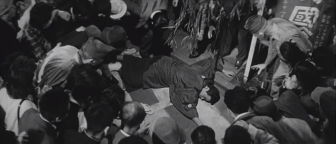 A comedy depicting the life of San'yūtei kashō, a genius rakugo performer who took the world by storm immediately after the end of the war.

おかしな奴 (1963)
Directed by Tadashi Sawashima
Shochiku Co.,Ltd.
#FilmTwitter