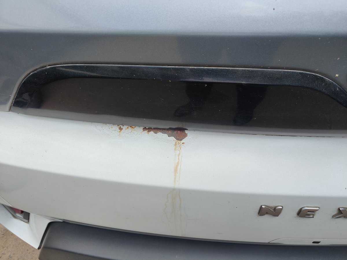 asoganshanmugam's tweet photo. @TataMotors_Cars it's been 2 days and still I am waiting for an update regarding the rust issue. Still can't understand how the car can automatically start rusting in 3 years. This is my 3rd car, I was using a Suzuki and Skoda b4 this. I never had this kinda issue. https://t.co/wLAu4tZkHo