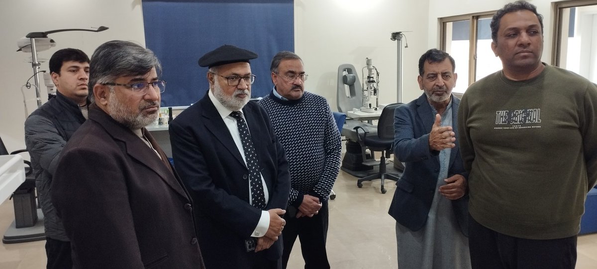 pobtrust_org's tweet photo. Liaqat Baloch (Naib Ameer, Jamaat-e-Islami Pakistan), Mr. Ali (KSA), Dr. Ijaz Nazir, Dr. Nukhbatullah Awan, and other respected guests visiting POB Eye Hospital Lahore. Their visit supports our mission to prevent blindness and serve humanity through quality eye care. #POBTrust https://t.co/YedFtRgwPl