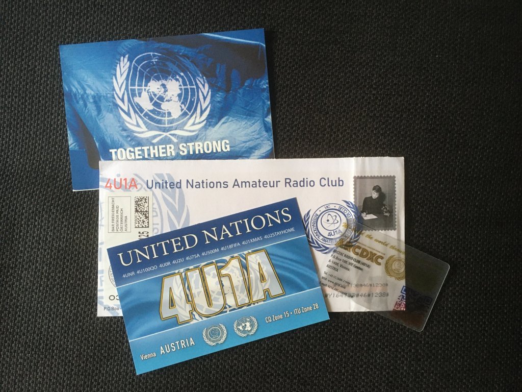 This is hamradio! Make a contact, send a card via the post and then receive a qsl-card back and more 😃 Thank you 4U1A ! Best 73 from Amsterdam to Vienna ! #4U1A #ARCDXC #UN #UnitedNations #Hamr #Hamradio #UNROCKS 📻🇺🇳