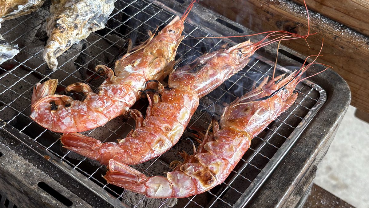 今シーズンの牡蠣小屋に行ってまいりました！
美味しかったです！