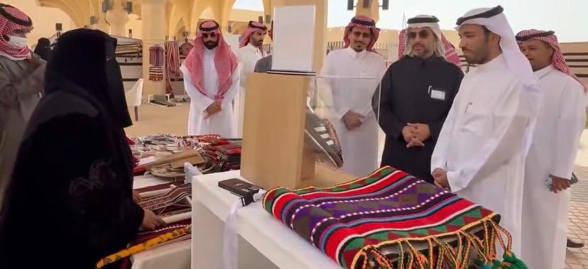 يتقدّم النادي الثقافي الاجتماعي بالشكر والتقدير لأعضاء هيئة التدريس على تشريفهم وحضورهم فعالية - رواق -
زيارتكم ودعمكم محل تقدير، وكان لهما أثر واضح في نجاح الفعالية وتعزيز الأنشطة الطلابية✨
<a href="/ksu_cta/">كلية السياحة والآثار</a> 
<a href="/MOCHeritage/">هيئة التراث</a>