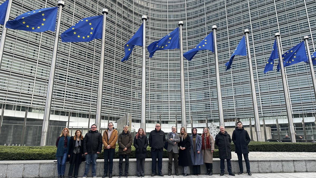 Smidge Project tweet media