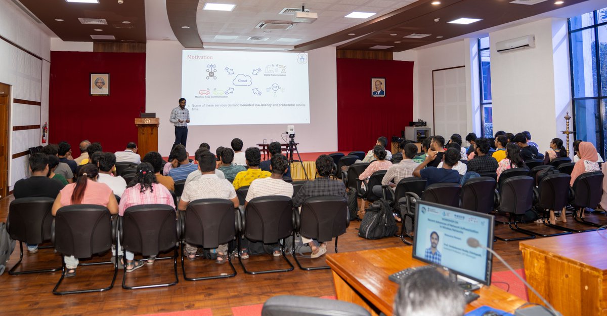 IIST_Trivandrum's tweet photo. 𝐖𝐨𝐫𝐤𝐬𝐡𝐨𝐩 𝐨𝐧 𝐑𝐞𝐜𝐞𝐧𝐭 𝐀𝐝𝐯𝐚𝐧𝐜𝐞𝐬 𝐨𝐟 𝐍𝐞𝐭𝐰𝐨𝐫𝐤 𝐒𝐨𝐟𝐭𝐰𝐚𝐫𝐢𝐳𝐚𝐭𝐢𝐨𝐧 𝐢𝐧 𝐖𝐢𝐫𝐞𝐥𝐞𝐬𝐬 𝐍𝐞𝐭𝐰𝐨𝐫𝐤𝐬
𝑨𝒃𝒐𝒖𝒕 𝒕𝒉𝒆 𝑺𝒑𝒆𝒂𝒌𝒆𝒓
Dr. Venkitarami Reddy Chintapalli, Assistant Professor, NIT Warangal
#iist #workshop #networksoftwarization https://t.co/mSdtw4v2zM