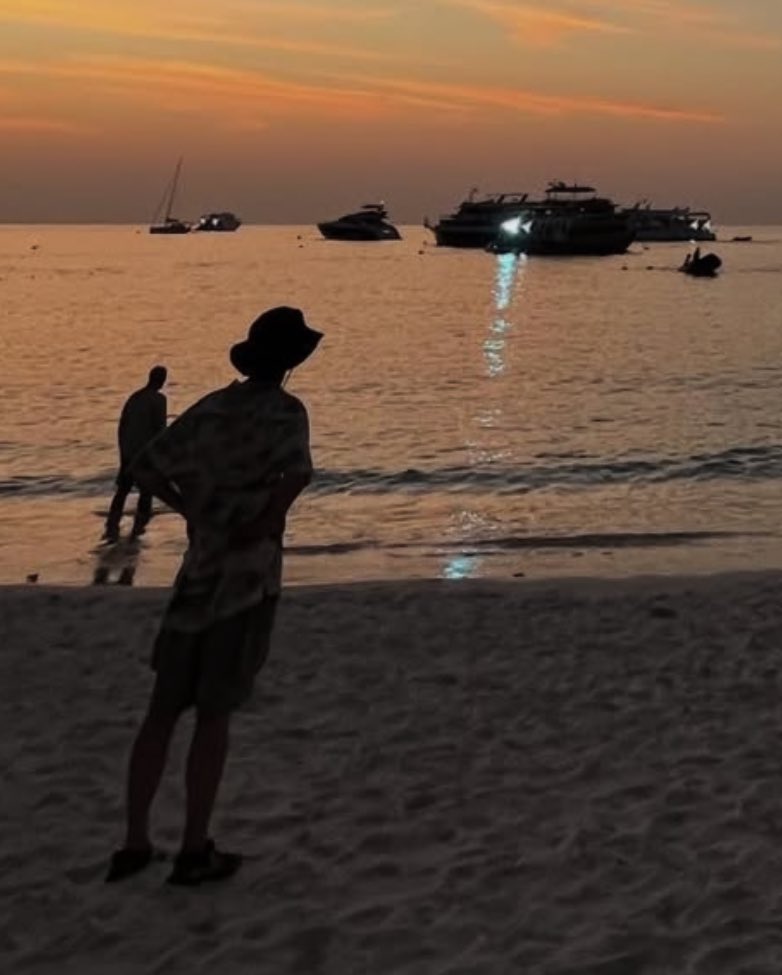 รู้เลยนะว่าใคร 555555