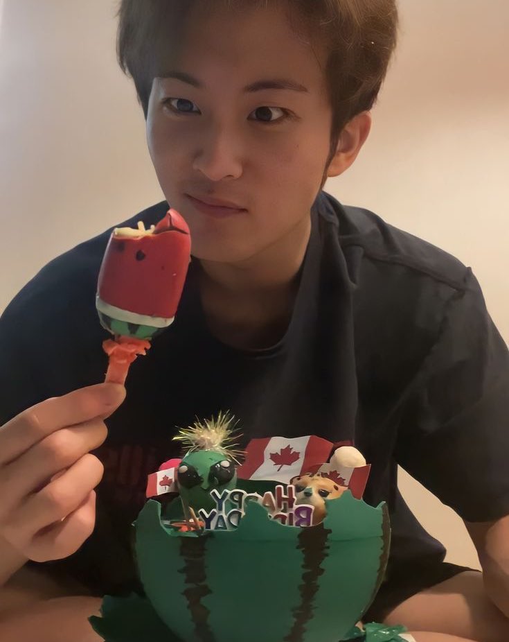 진짜수박냠냠                                       가짜수박냠냠