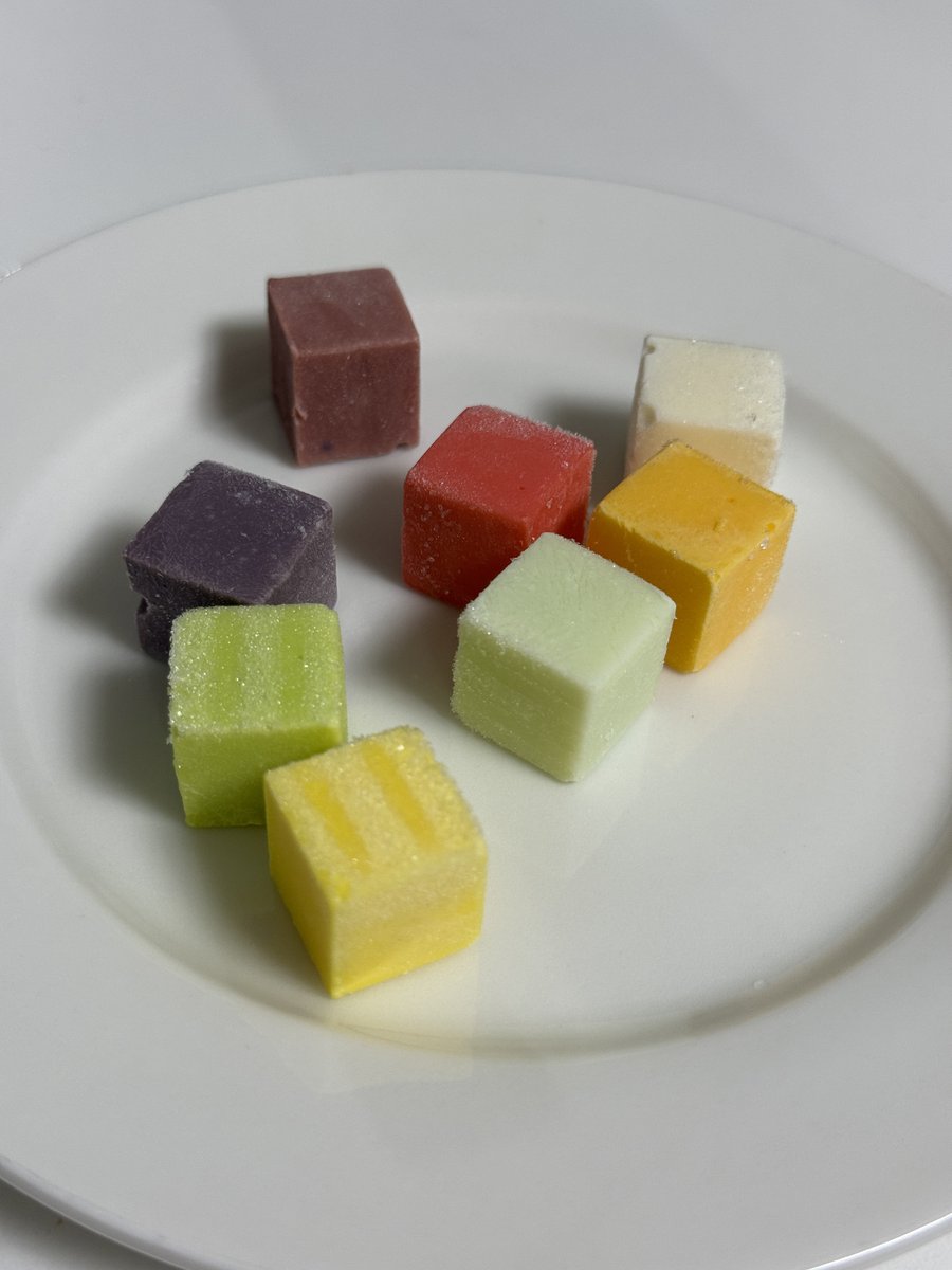DDub_ddu's tweet photo. 🧀🍈🍌🍇🥭🍏🫐🍓 https://t.co/MSrWio2r6Z