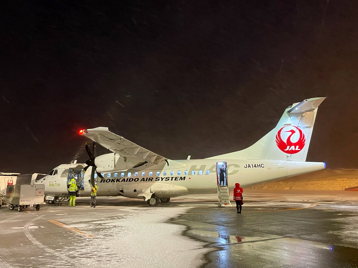 CircleTrip's tweet image. 札幌、秋田ともに吹雪でしたが無事帰阪できました✌️

北海道エアシステム JAL 2825便
札幌(丘珠)→秋田
🛩️ATR42-600

ジェイエア JAL 2176便
秋田→大阪(伊丹)
✈️E170
#Flightlog