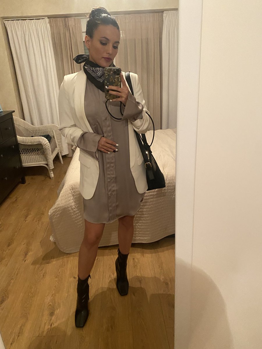 Elisa Mouliaá tweet media