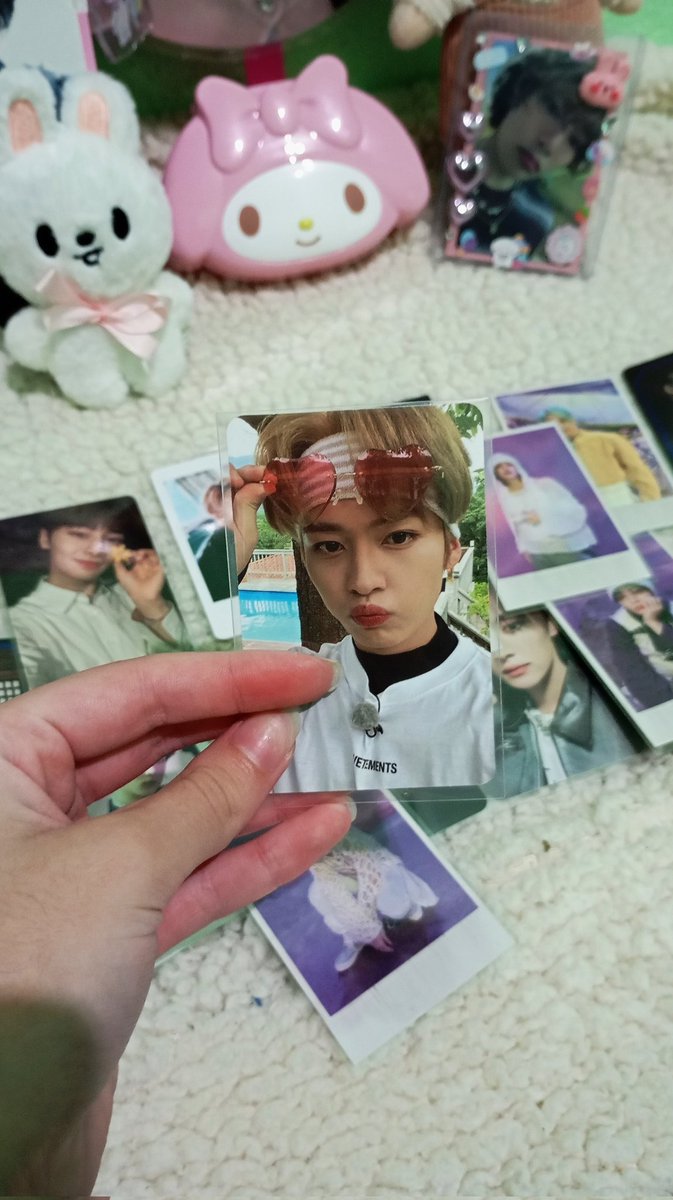 pirikitodoinnie's tweet photo. feedback SUPER positivo para a @miibinnie e @miviecegs que me enviou tudo certinho com muito amor e carinho, a mimi sempre atenciosa e divertida tb!! estou muito feliz com meu Minho bicudo 🫶🏻💗 a mivie cegs já tem um lugarzinho no meu coração ☝🏻 https://t.co/oX5oUvYUky
