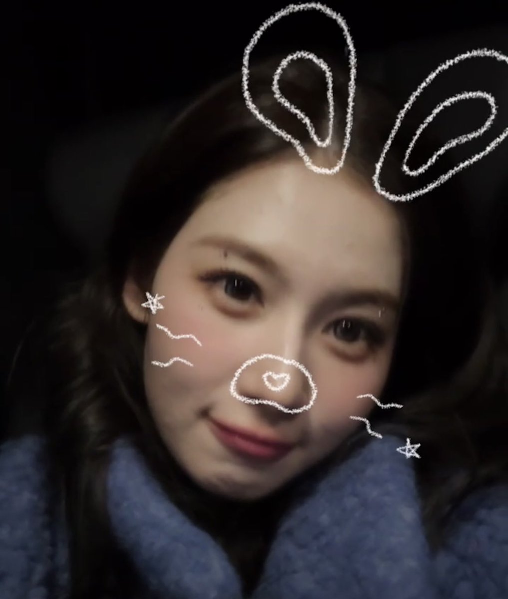 Candy_2129's tweet photo. 사나 라방 고마워💜 잠깐의 달콤했던 시간..🐰 https://t.co/SES6LvkAxC