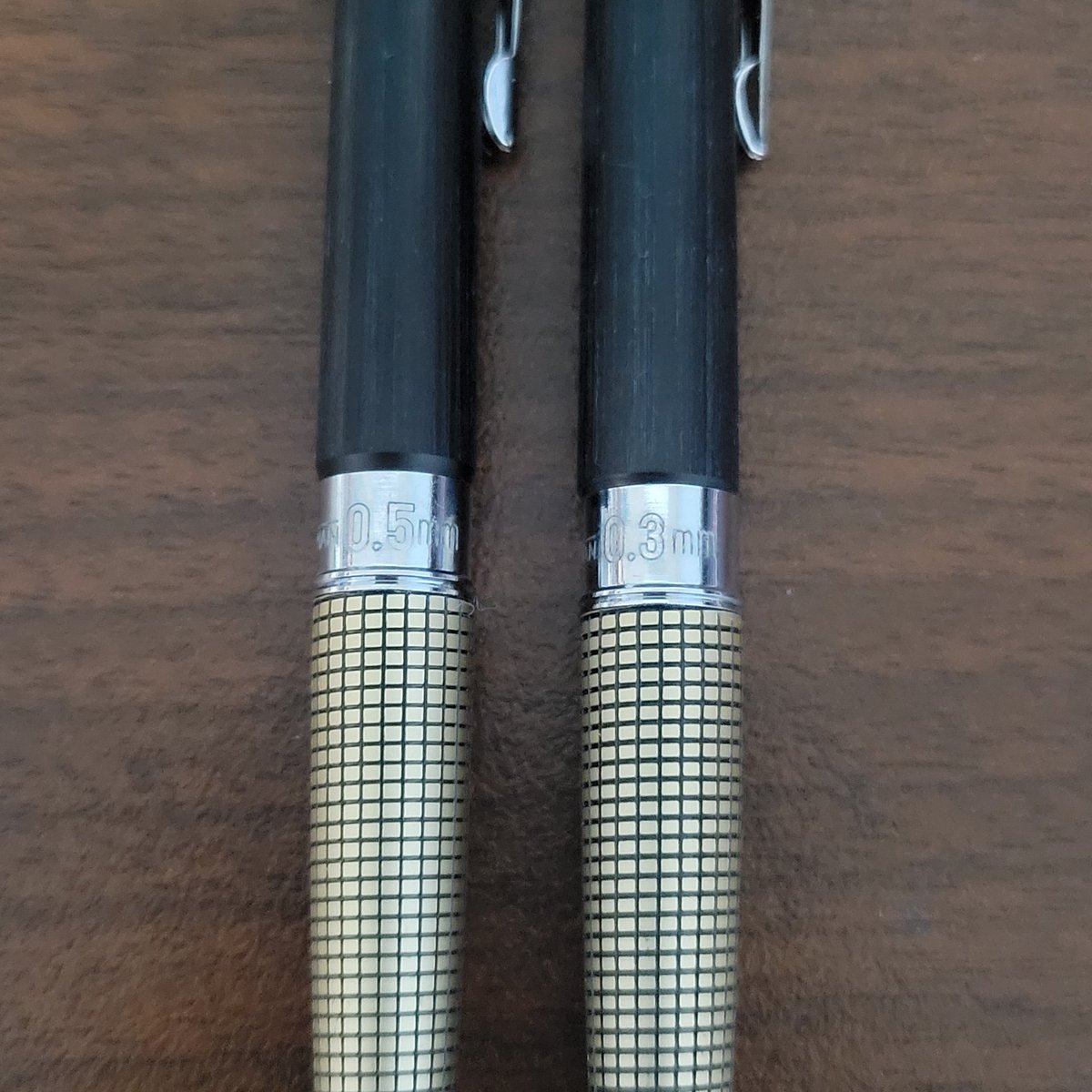 ニューマン 木目調 0.5mm 0.3mm