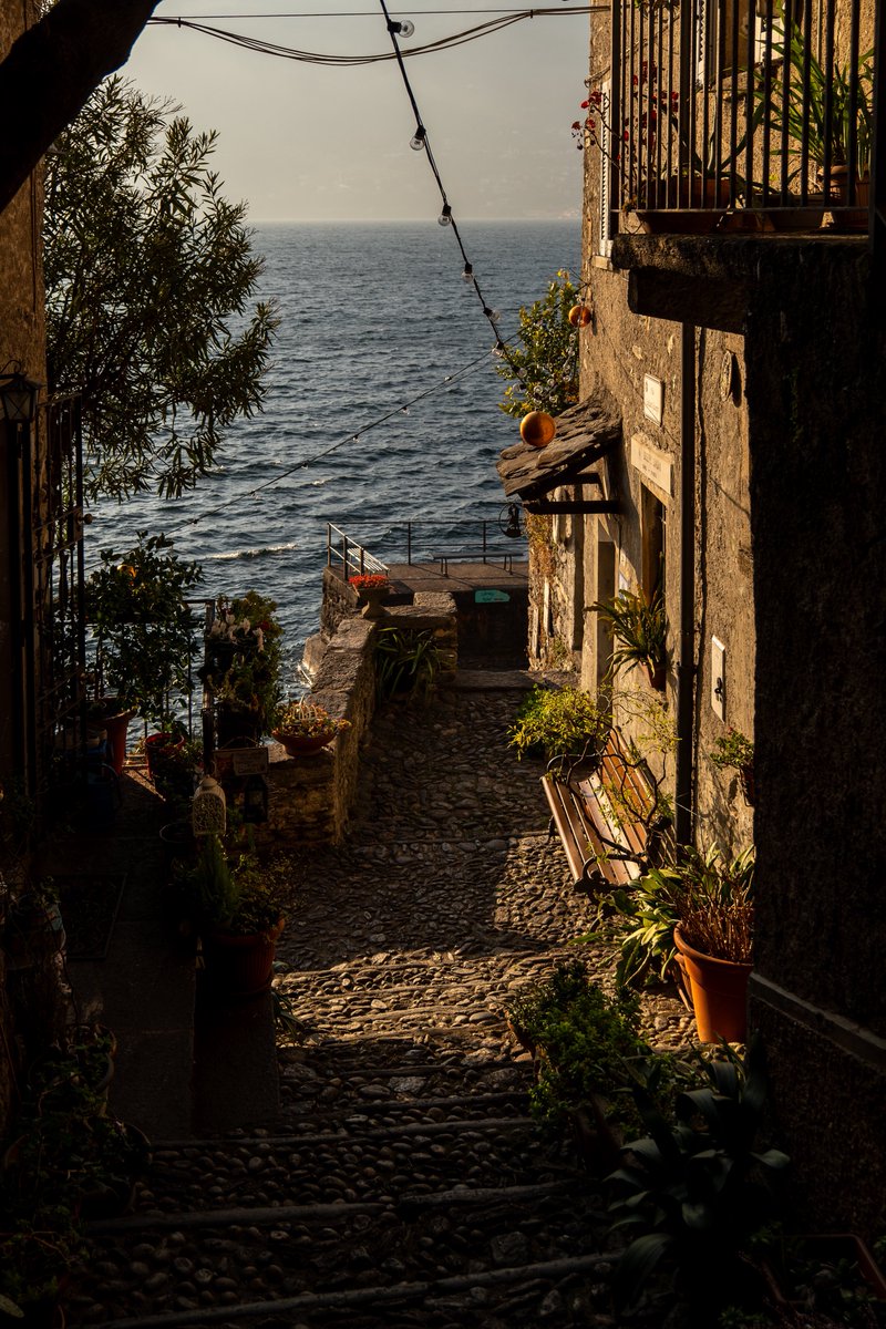 archi_tradition's tweet photo. Lake Como, Italy 🇮🇹 https://t.co/9MenpzJPUZ
