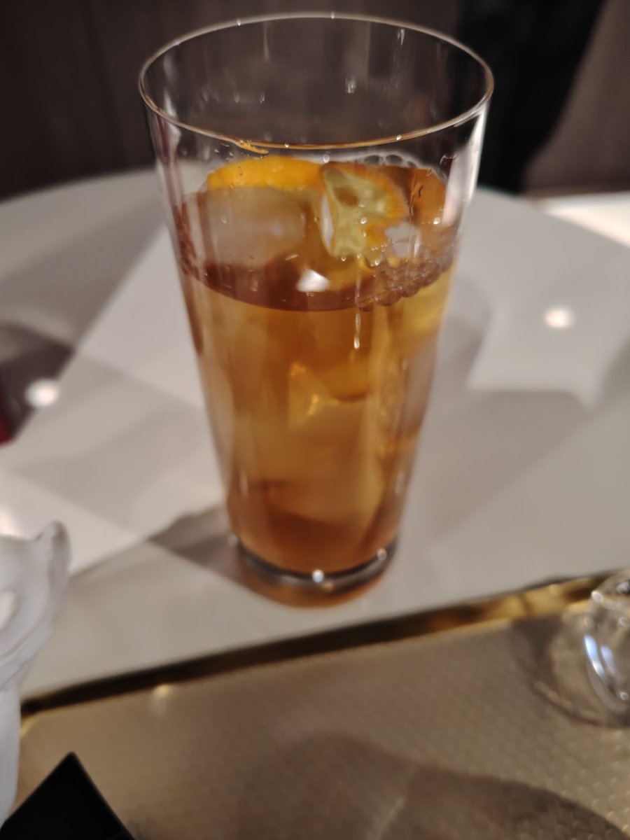 YUKIDARUMAtod's tweet photo. #グレンドロナック
#thefirstsip
グレンドロナックのイベント参加して来ました
参加費1000円で12年15年18年をテイスティング出来るのはもの凄くお得でした
オリジナルカクテルを有料で頂きましたがこちらも1500円
時間が短いのでゆっくりは出来ませんが満足度の高いイベントでした https://t.co/VqsM288xj3