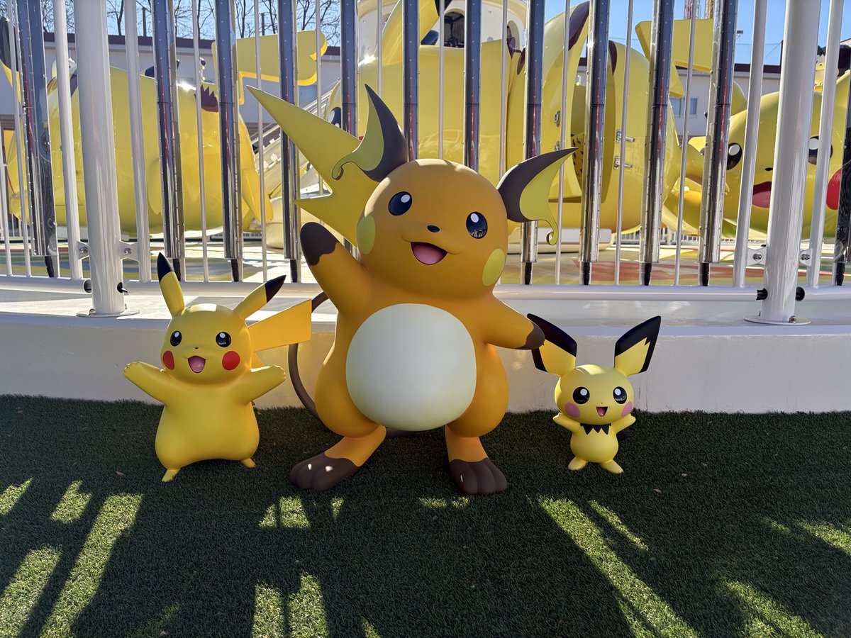 ひなこ tweet media