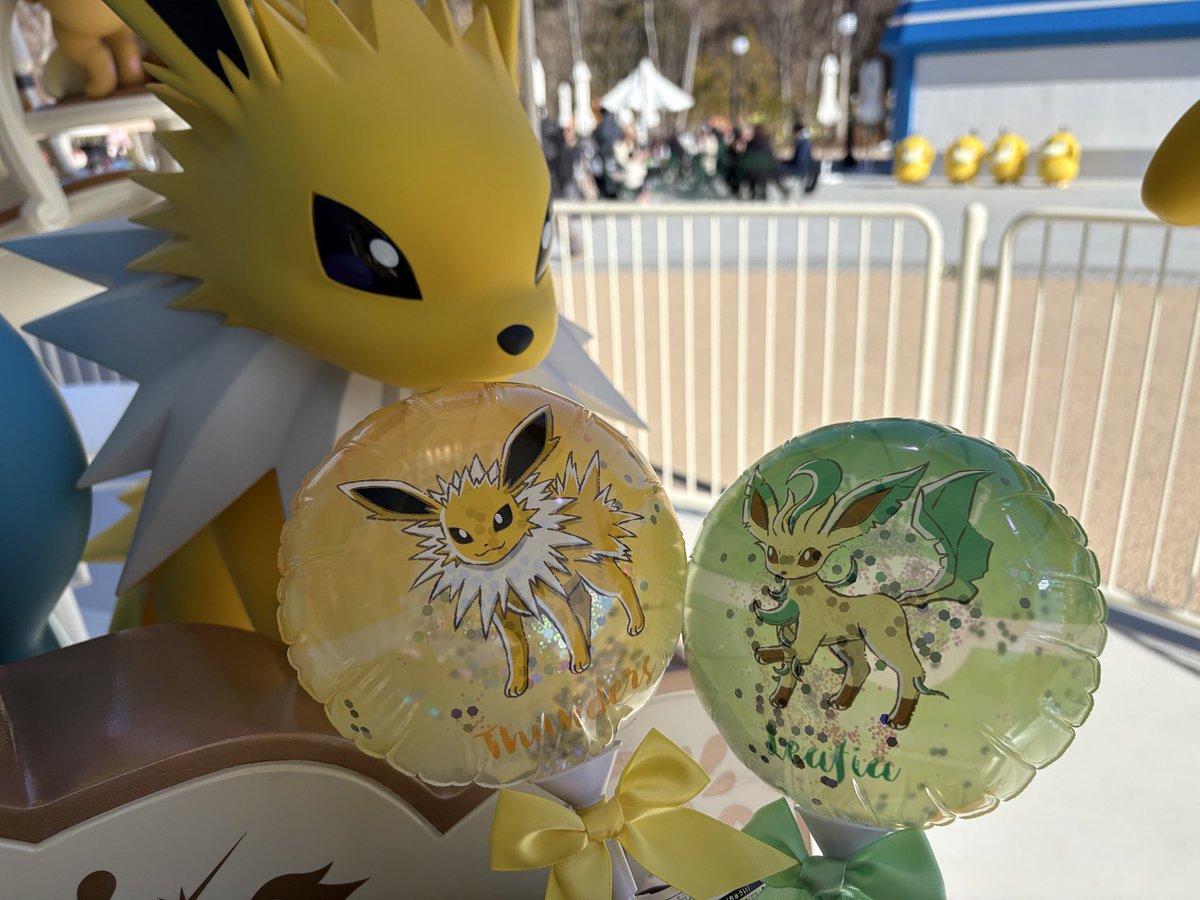 ひなこ tweet media