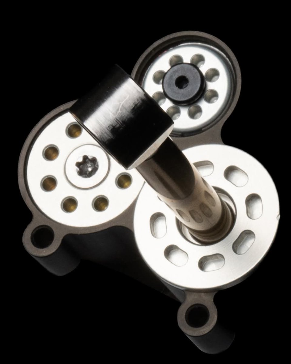 ScarbsTech's tweet photo. An @Ohlinsracing #F1 spec damper.
F1 dampers used to use fixed valving, swapping the entire unit for a different spec, rather than adjust it
But, with the bouncing problems since 2022, they returned to being adjustable, to react to the cars behaviour through the weekend.
#F1tech https://t.co/bguWp9pH65