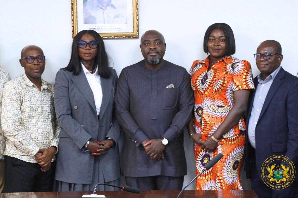 gcx_official's tweet photo. GCX recently engaged with the Ministry of Trade, Agribusiness and Industry (MoTAI) for an engagement on strengthening collaboration to advance Ghana’s agricultural commodity market for domestic use and export.
#GCX #MoTAI #GhanaAgriculture #TradeDevelopment https://t.co/Cplk0oj5Dc
