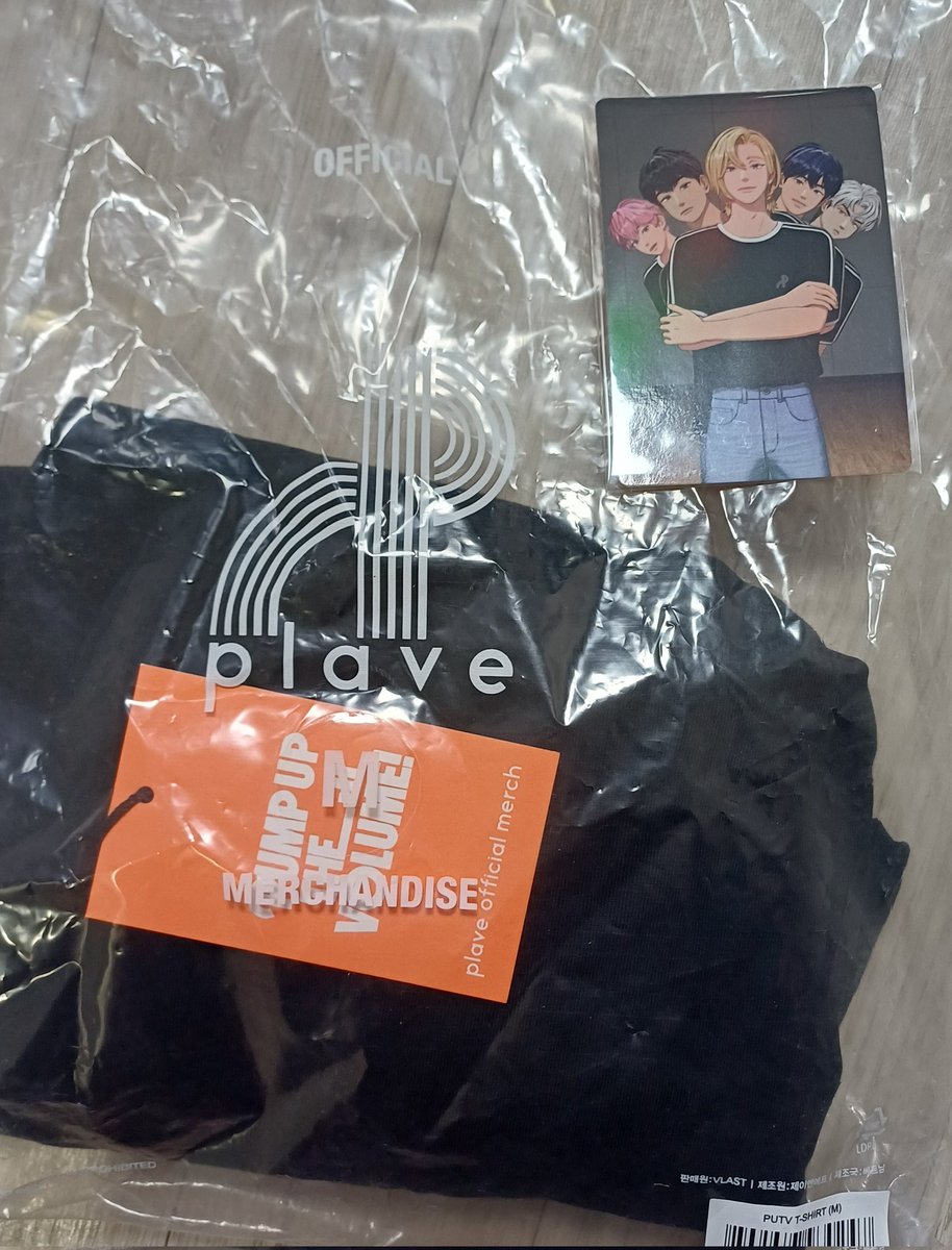 pli4luv_'s tweet photo. 플레이브 양도 판매
PUTV 검정 링거티셔츠 (M) -20000원

개봉 ○
택 ○
빅포카 ○
착용×

일택+4000
반택,끼택 +1900원

남예준 한노아 채밤비 도은호 유하민 플레이브 https://t.co/GIPeNOqzav