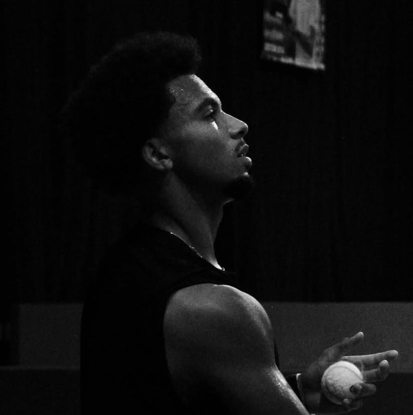 filsupdates's tweet image. QF incoming🤯😮‍💨
📸: r0bin_dessine