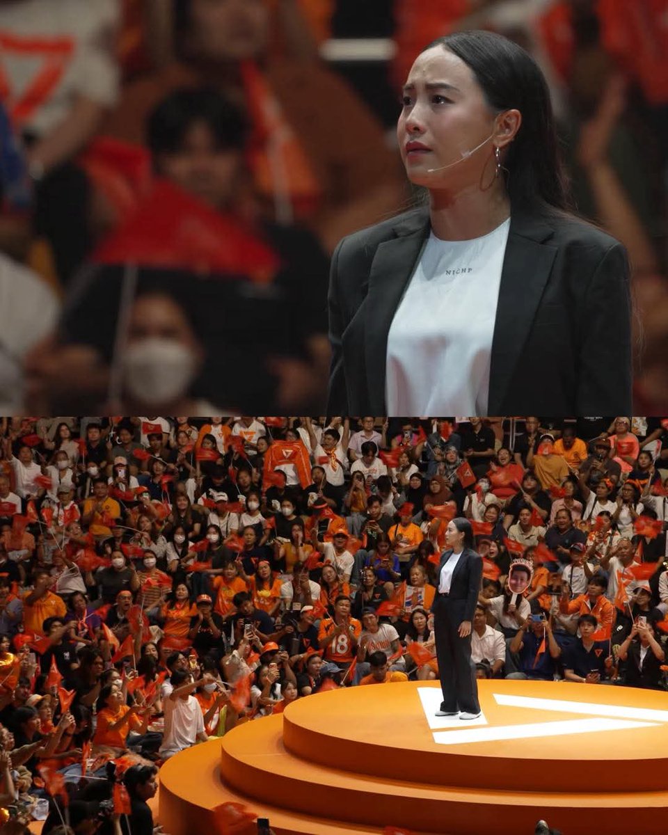 skongki2000's tweet photo. เธอเก่งมาก พวกเรารักเธอนะ
.
.
.
กูจะร้องด้วยเลยมึง 🧡

.

..

..

Cr.INSIDEVOICE https://t.co/2acxLJotKK