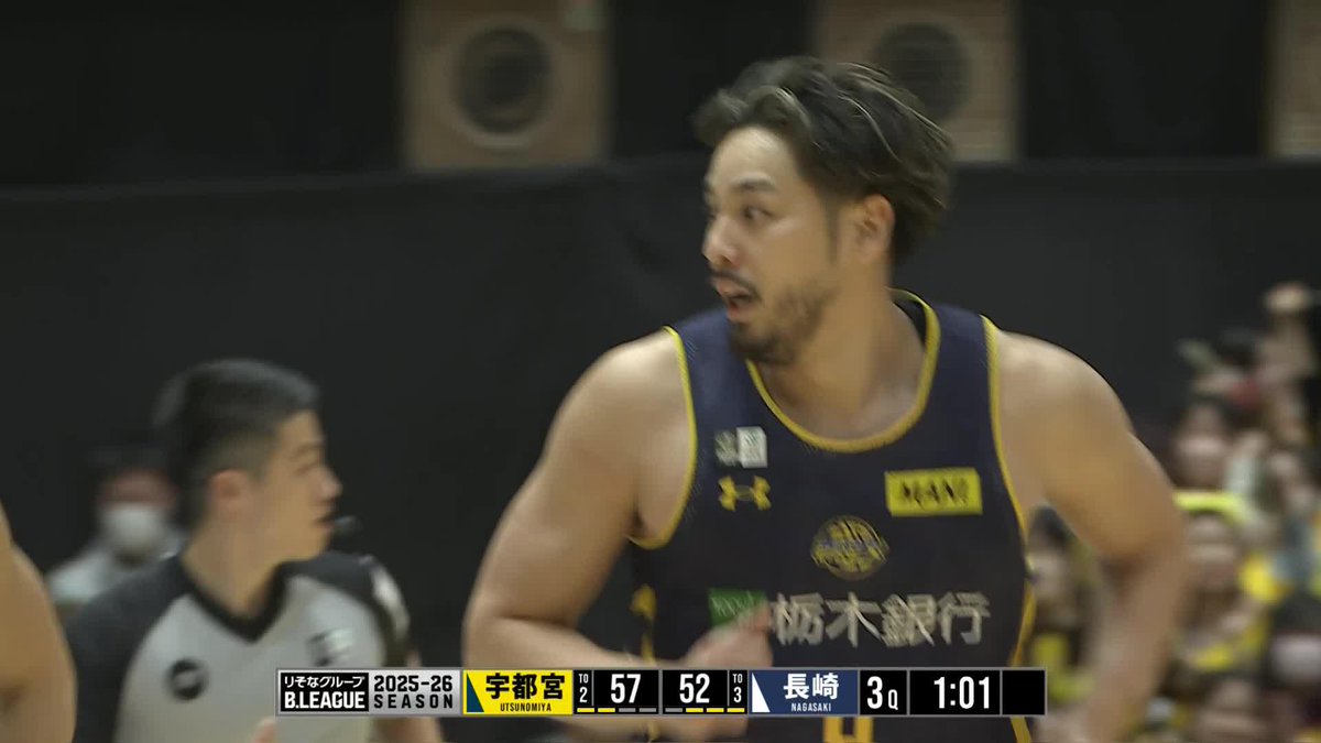 2/6(金) 3Q終了 ブレックス 57 - 52 長崎 長崎に連続得点を許して
