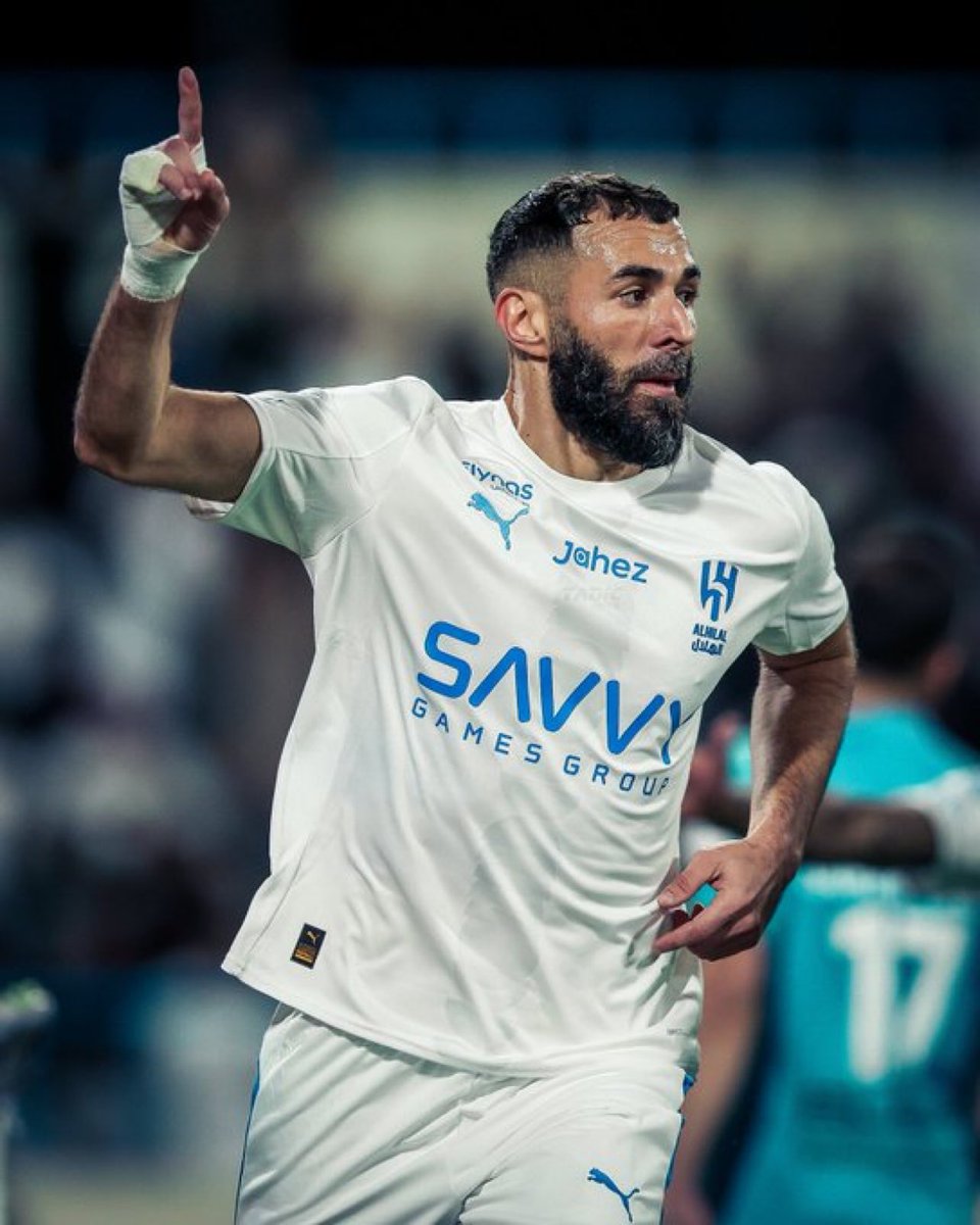 قائد مشروعنا الرياضي الحقيقي، فالقادة يُقاسون بالإنجازات لا بالضجيج والبكاء.
#الهلال #النصر #الاتحاد #الاهلي