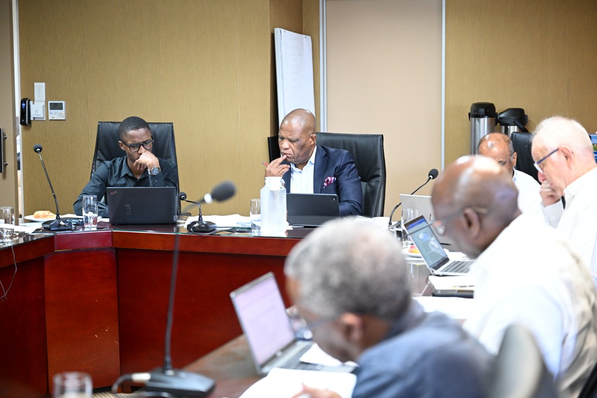 NationalCoGTA's tweet photo. 📌Centurion | Earlier today, Deputy Minister Namane Dickson Masemola received a comprehensive presentation on the Draft Revised White Paper on Local Government 2026 #WPLG

The engagement marks another milestone in advancing the commitment that #EveryMunicipalityMustWork https://t.co/c7m062blpt