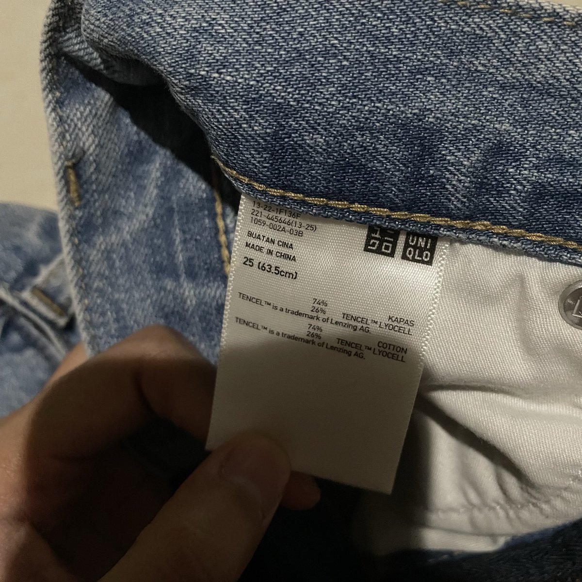nnembalap's tweet photo. Ada juga yg uniqlo denim 50 nego semua deh. Btw aku
waist: 68-69 cm
hips:  83-84 cm https://t.co/0fU5q9eHd2