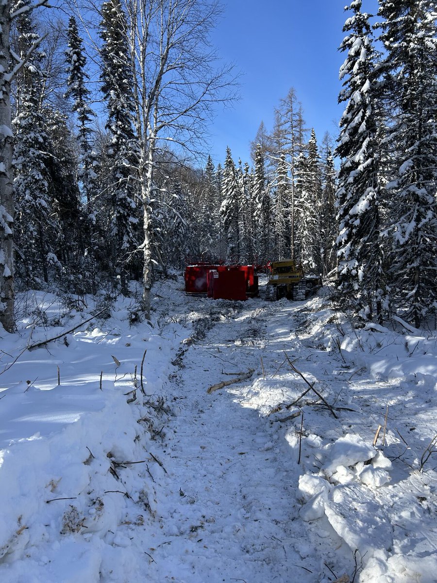 AbcourtMines's tweet photo. Good Morning from our 100% owned  Flordin gold property in Quebec

Despite the Minus 36 degrees Celsius (-32.8 Fahrenheit) we are starting our 20,000 metres drill campaign

Mining Gold $ABI.V Exploration drilling discovery precious metals silver https://t.co/wElWBHG0iG