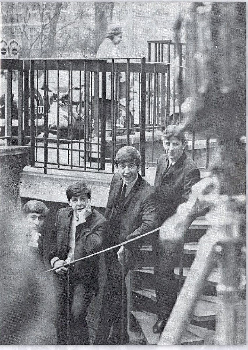 beatles_monthly's tweet photo. Beatles Monthly, Volume 03, October 1963. https://t.co/ZCdjxnrPMt