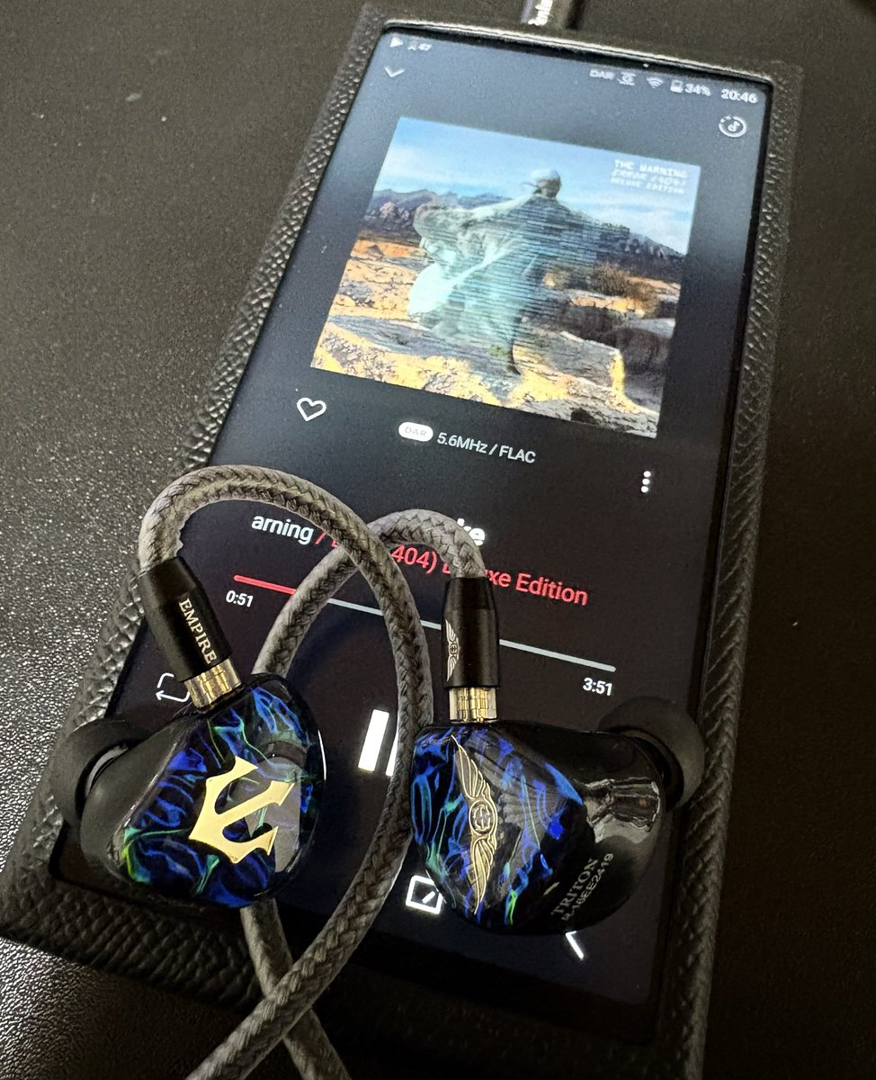 mojage_no_Oyaji's tweet photo. 今夜は
・PD10+TRITON Launch
・『Error(404) Deluxe Edition』
:The Warning
この週末はまた寒くなりますね🥶
週末は家でゆっくりと・・・いきたいところですが、残念ながら仕事です😑
お休みの皆様はよき週末を👋
#EMPIREEARS #AstellnKern https://t.co/IJuxu8LxWc