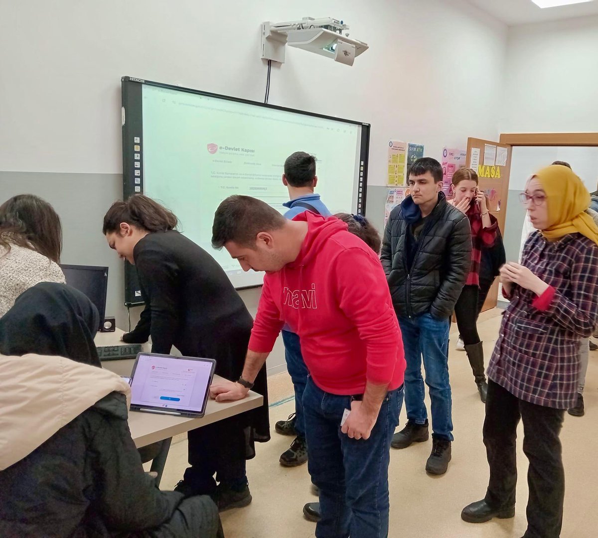 📢 EKPSS Başvuruları 4–24 Şubat tarihleri arasında yapılacaktır.

Başvurular 👉 osym.gov.tr üzerinden gerçekleştirilecektir.

Kuşcağız Engelliler Lokali olarak tüm üyelerimize duyurulur.