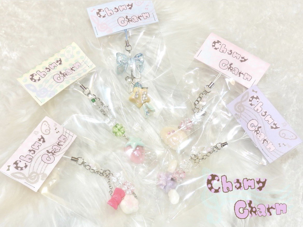 ☘️New arrival☘️ Charmy charm ハンドメイドのキーチェーンの販売
