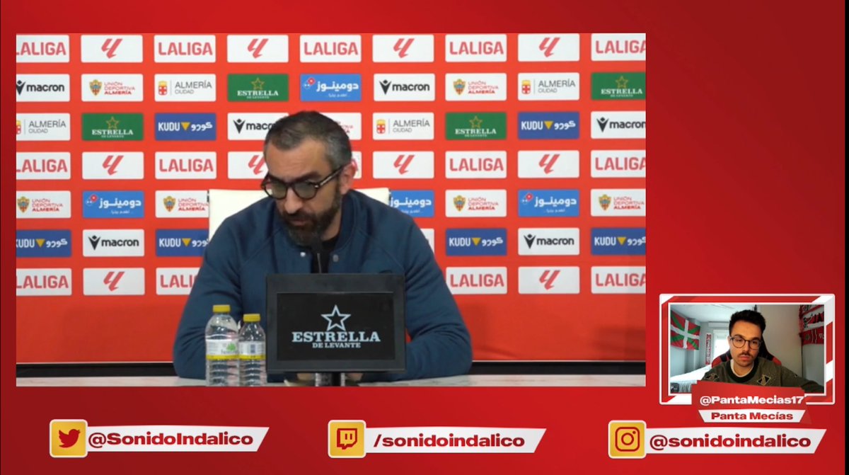 🗣️ El Assy, sobre la límite salarial:

«Ha habido problemas con él y el cashflow, apreciamos la ayuda de Al-Khereiji. Tras el descenso, hemos mantenido un nivel alto en plantilla, con buenas condiciones y salario, igual el staff. Algo difícil de mantener, pero lo hemos peleado».