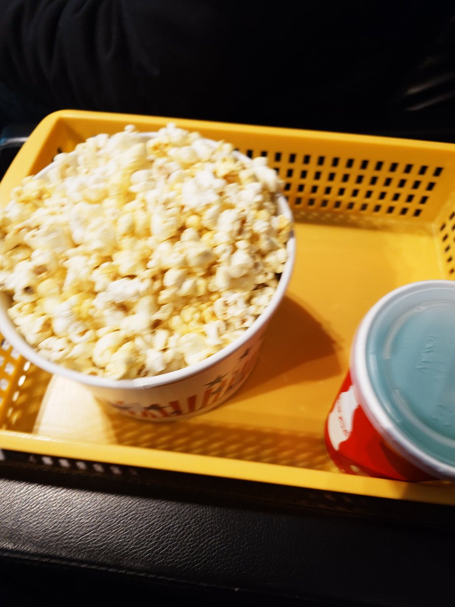AggressorTomo's tweet photo. これから見る映画はこれだ🤣 https://t.co/0BHeUspiX6