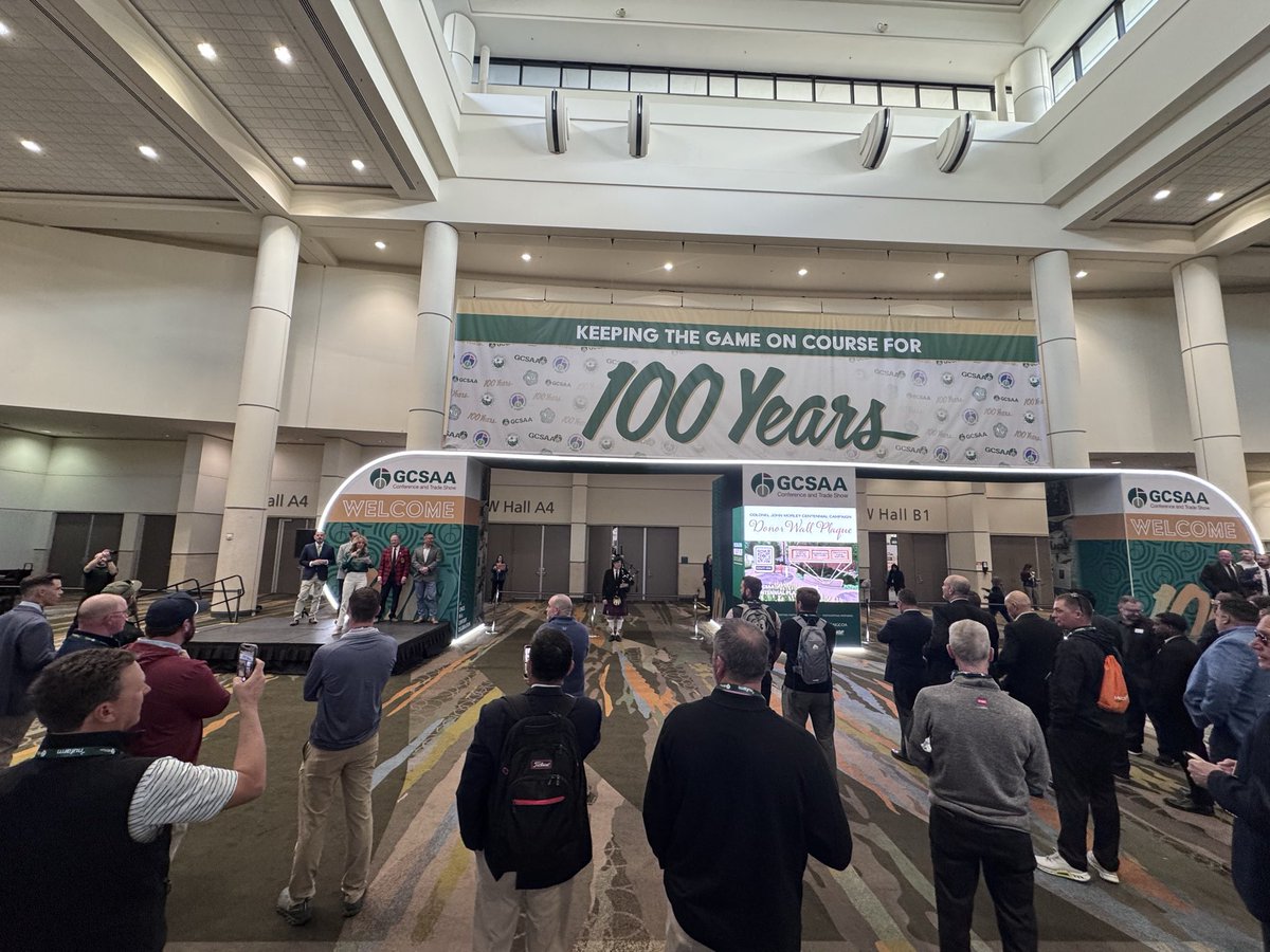 Mike Davis tweet media