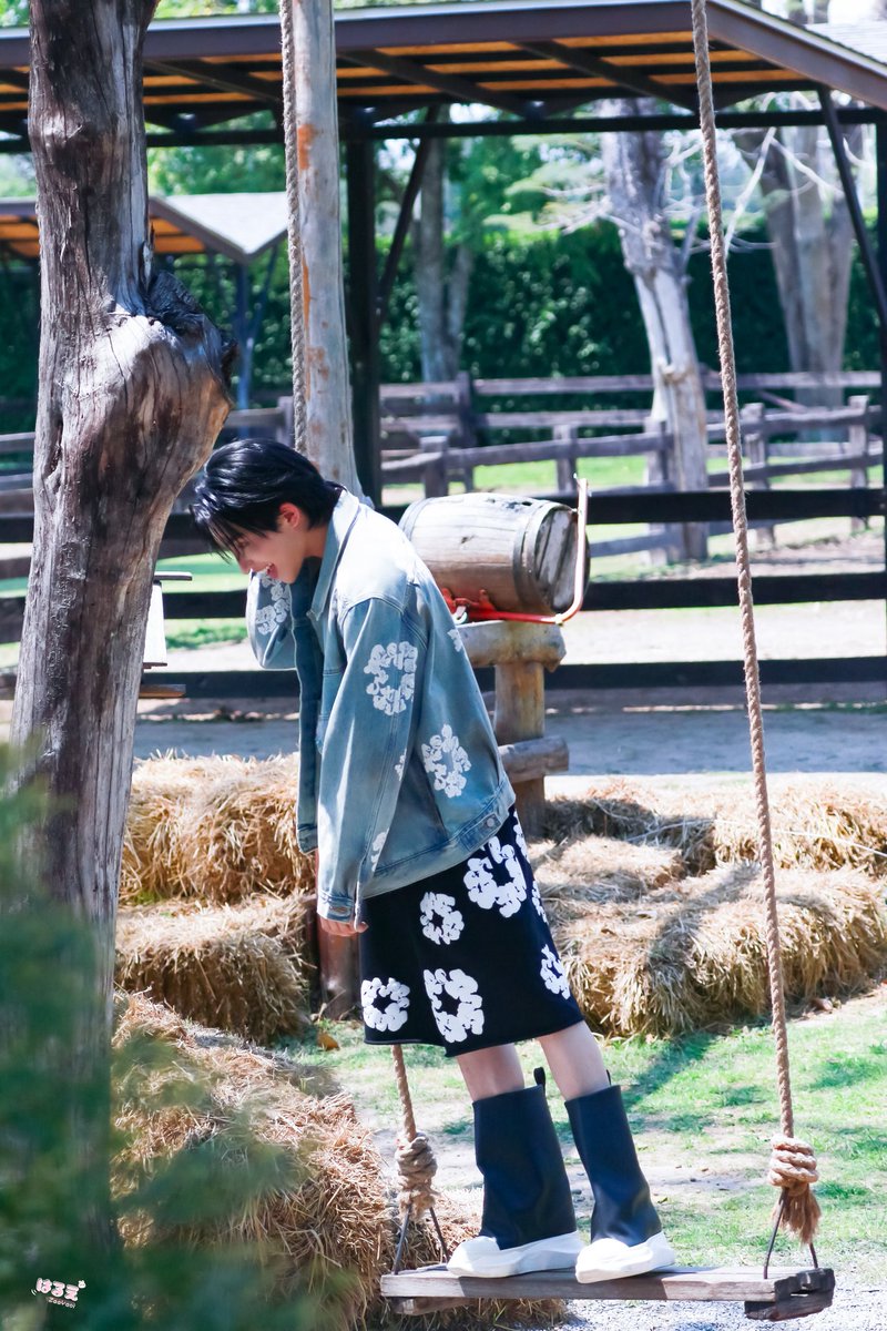 คิดถึงจังเลยวันนี้ทำอะไรอยู่นะคนดี🐰
#Noeulnuttarat