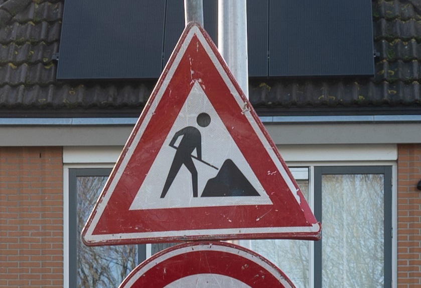 Werkzaamheden riool in verschillende wijken in Poortugaal 🚧
Van 9 tot en met 20 februari wordt het hoofdriool in de wijken Landweg, Kasteeltuin en een stukje Poortugaal-Zuid geïnspecteerd en gereinigd. 
Kijk voor meer informatie over de werkzaamheden 👉 valkdegroot.nl/nl/actuele-wer…