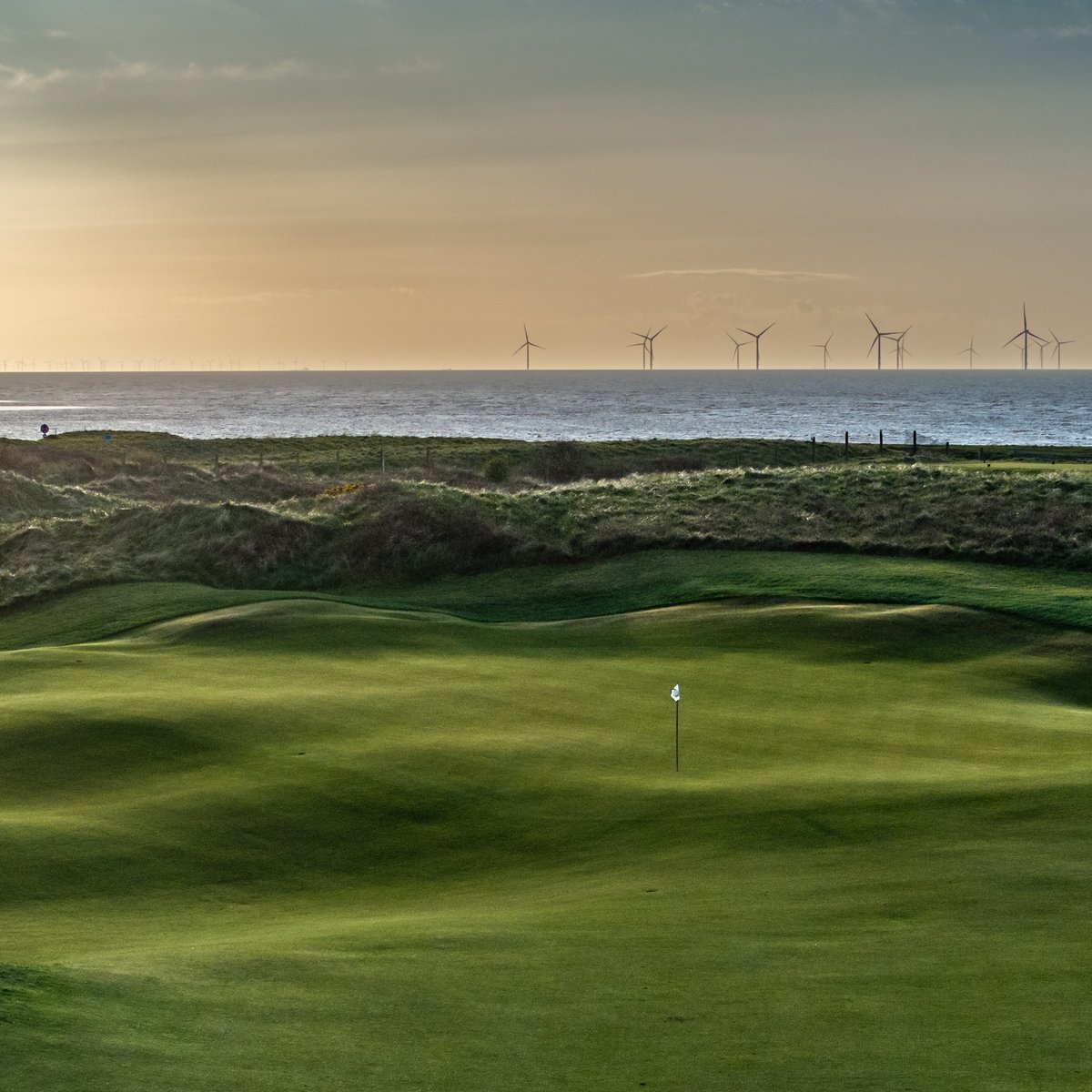 wallaseygolf's tweet photo. Winters at Wallasey 👌

Visitors can enjoy our immaculate links at great value throughout February and March. The course is presented just as it would be in summer, so on a good day it may as well be.

Book now via our website: https://t.co/zLGTgPU46J https://t.co/Qc8D4KFqLN