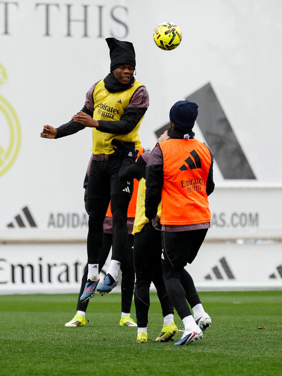 realmadridfra's tweet photo. 🚀 @atchouameni https://t.co/hUuAxu2fwr