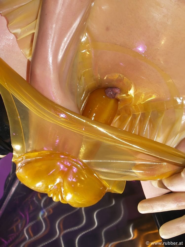 Latextom1 tweet media