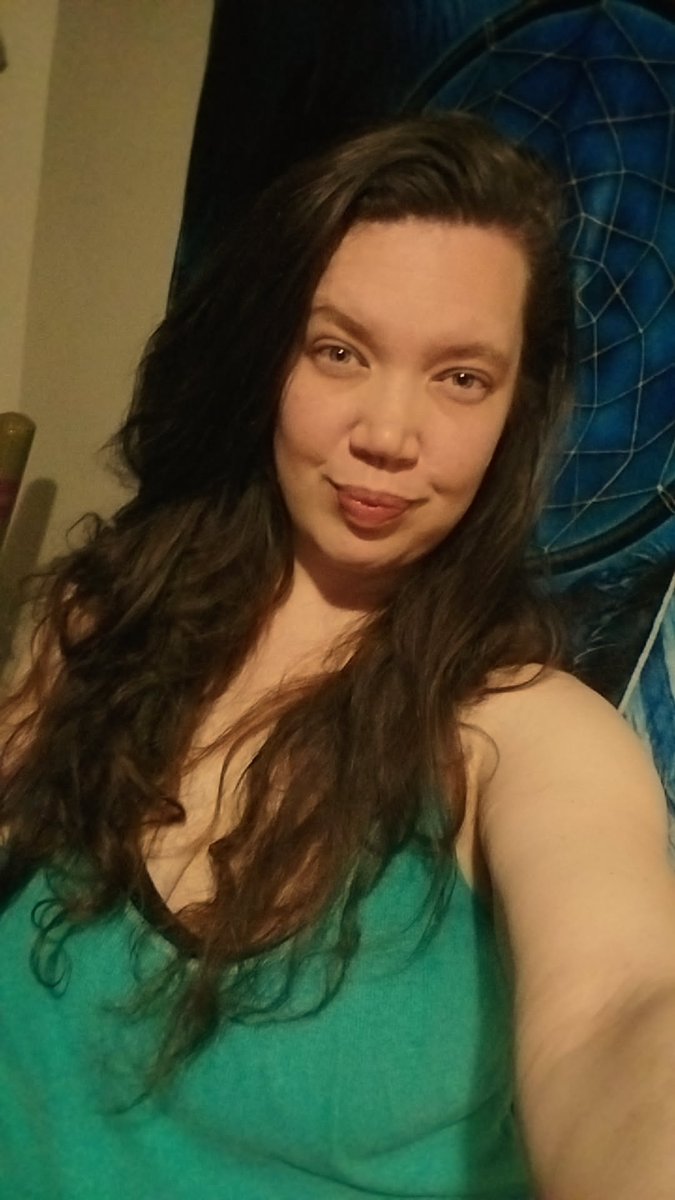 MizzKay413's tweet photo. Mornin it's FriYay 💋 https://t.co/dcSCpjAdfn