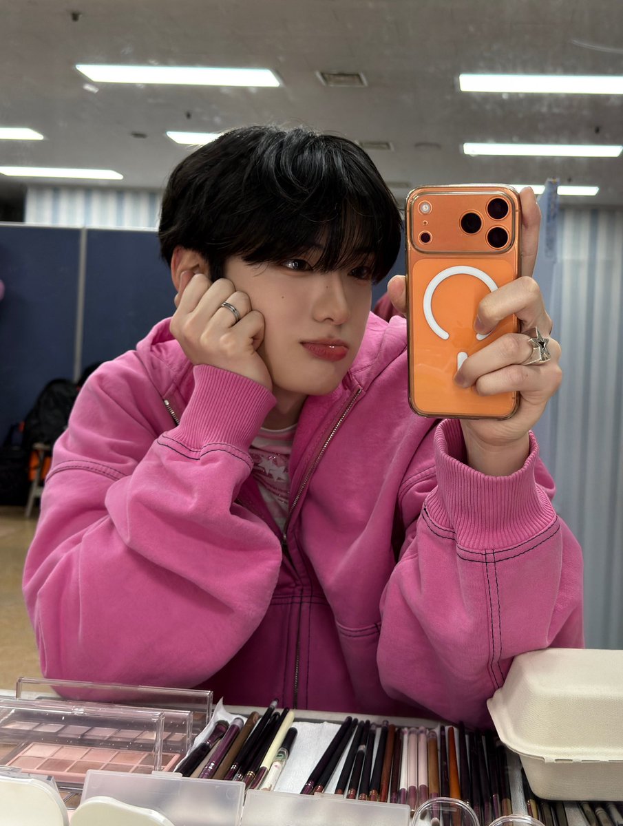 𝙨𝙪𝙣𝙙𝙖𝙚 ໒꒱ ⊹ tweet media