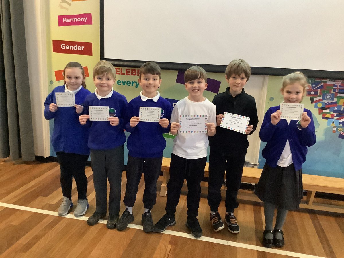 ReinwoodJuniors's tweet photo. Congratulations to our Year 3 Achievement Assembly winners. #RJS3R #RJS3C #RJS3BF https://t.co/4EpS0qPGPb