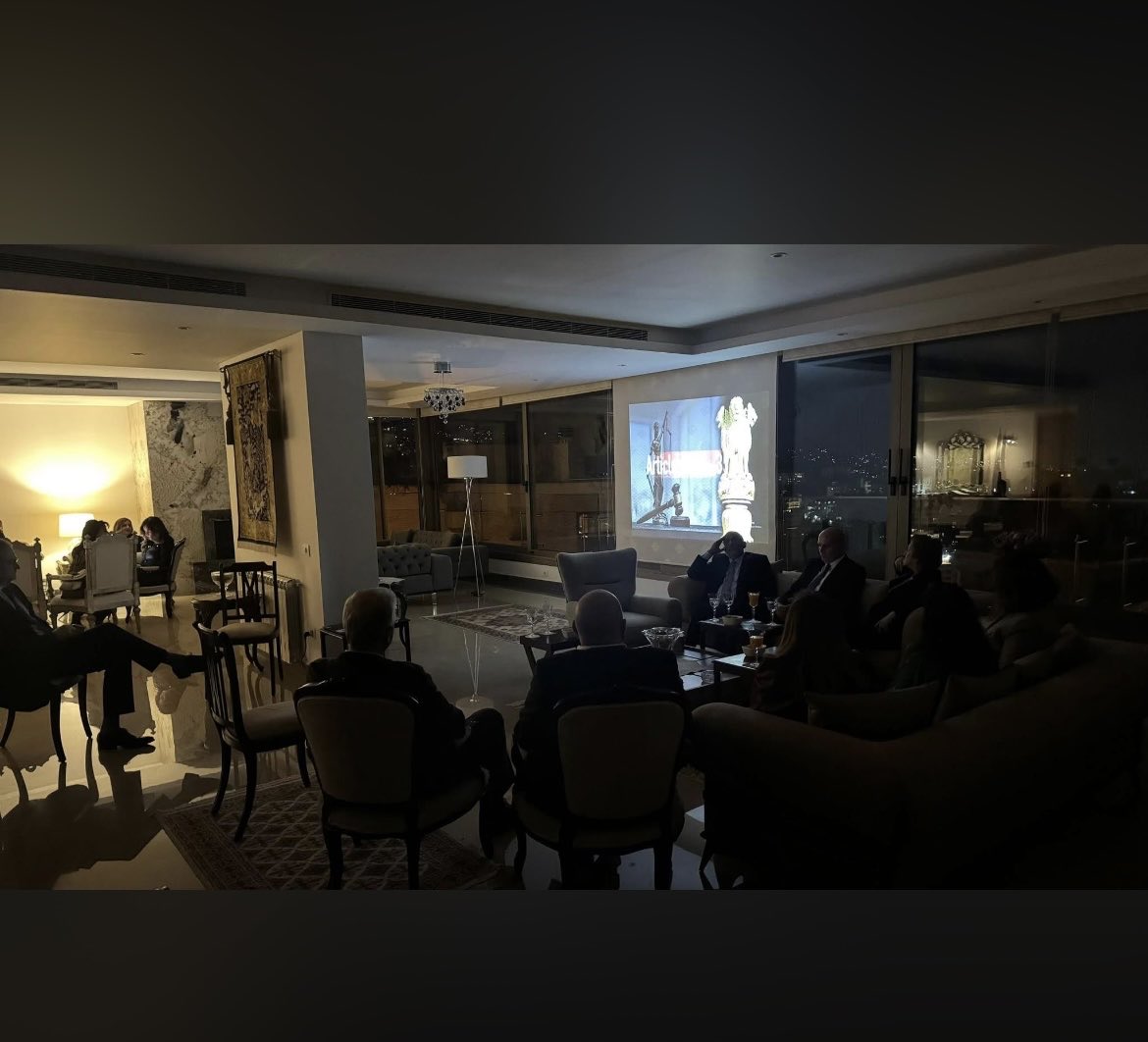 PakinLebanon's tweet photo. To mark #KashmirSolidarityDay, Amb,  Salman Athar hosted prominent  🇱🇧 media, civil society &amp; think tanks reps at  🇵🇰 House for briefing on IIOJK @ForeignOfficePk https://t.co/Z7S3ycMuvD