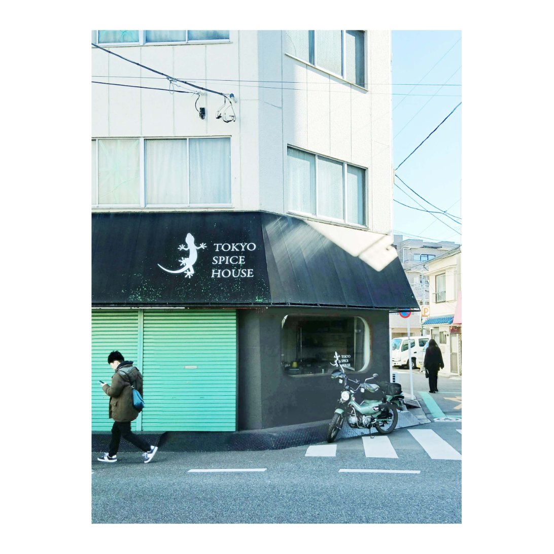 oruoruha's tweet photo. 大久保通りは控えめなところが好き
北新宿図書館へ向かう時はだいたいこの道 https://t.co/nsUPEDLjIu