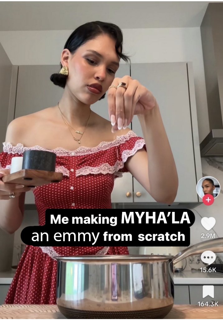 ptriiichor's tweet image. she should have at least two by now actually